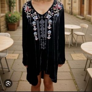 Johnny Was Black Velvet Tunic Top Mini Dress Embroidered Blouse Shirt Medium